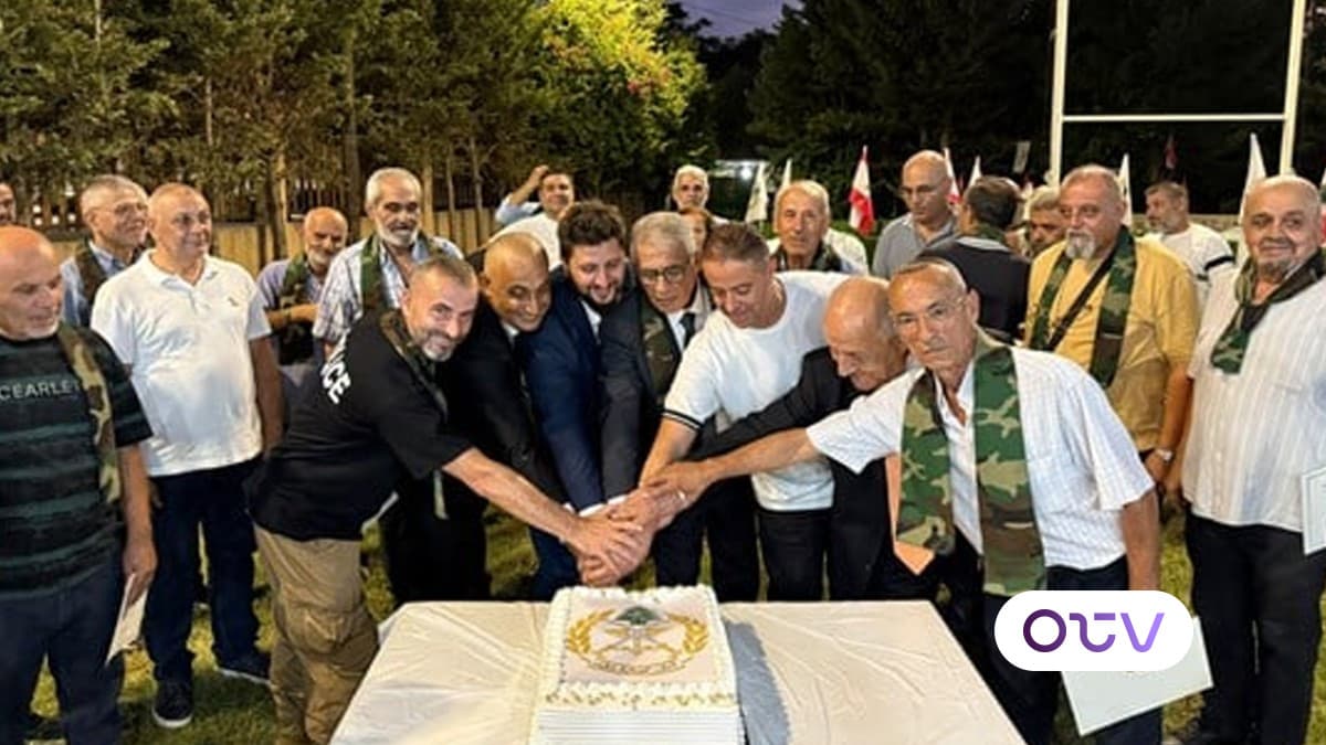بالصور -هيئة قضاء الزهراني: تكريم ضباط وعسكريين متقاعدين لمناسبة عيد الجيش وتوزيع شهادات تقديرية